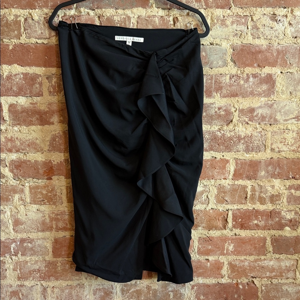 Veronica Beard Black Ruffle Skirt size 8
